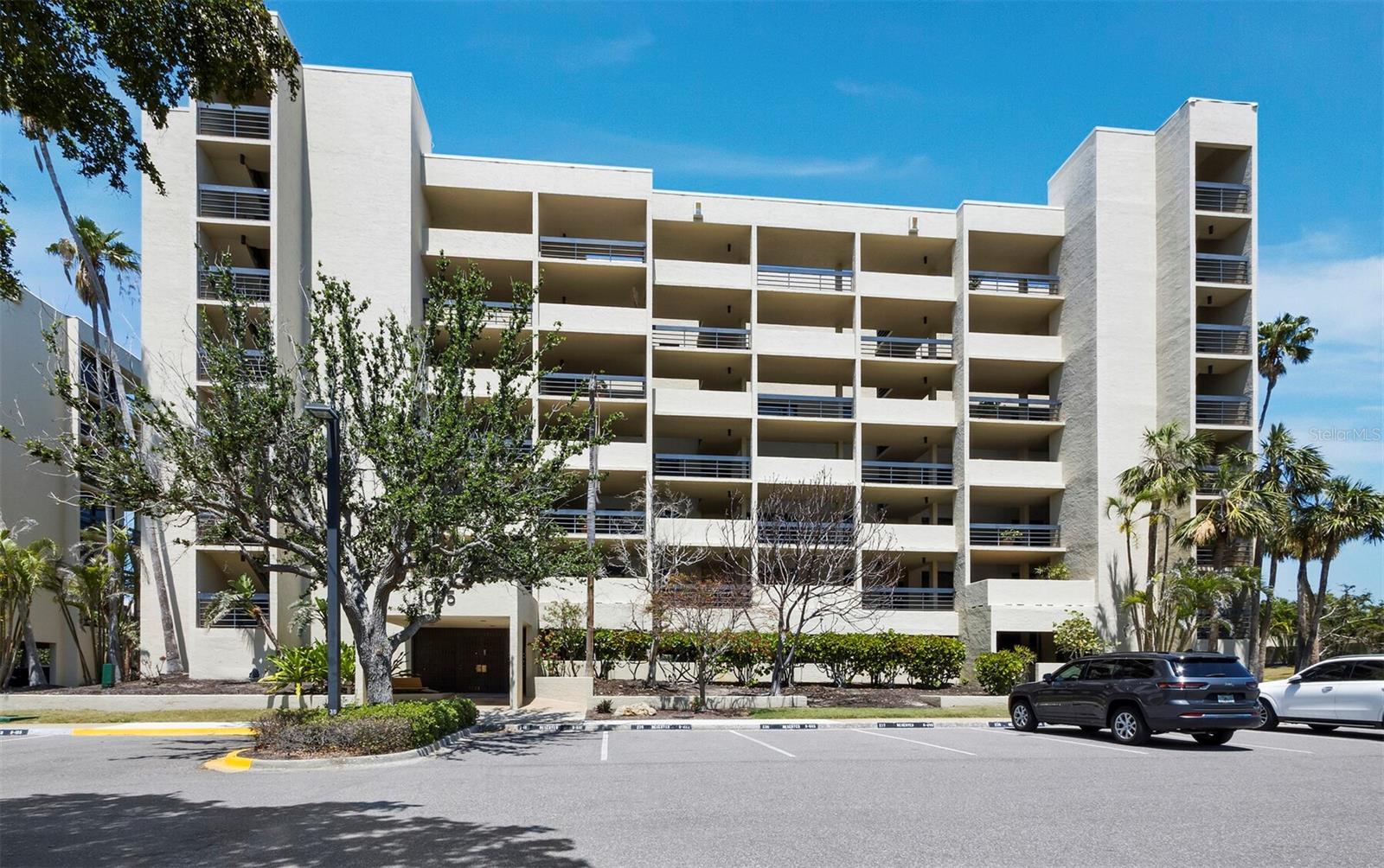 Photo of Listing #A4648009