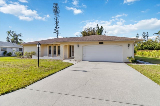 2271 Pine View Circle, SARASOTA