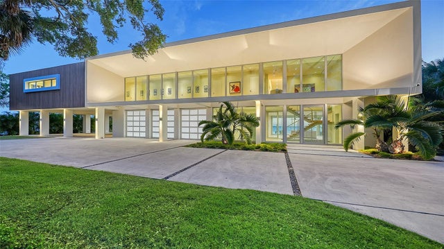 4123 Bay Shore Road, SARASOTA