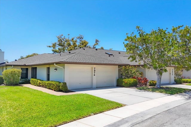 7374 Royal Birkdale Drive 15d, SARASOTA