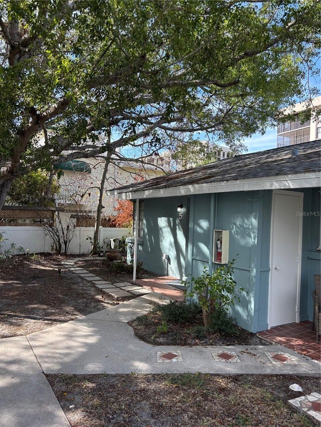 170 Roosevelt Drive 5, SARASOTA