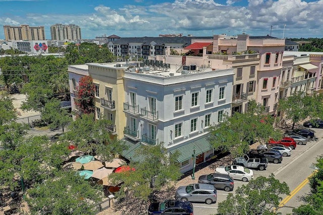 525 North Orange Avenue 202, SARASOTA