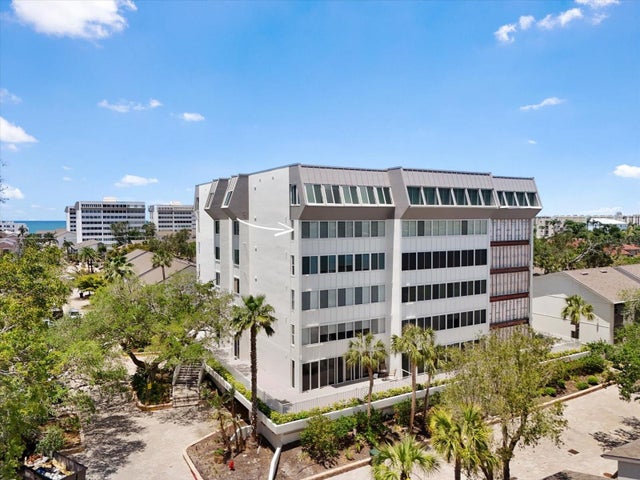 1255 East Peppertree Drive 507, SARASOTA