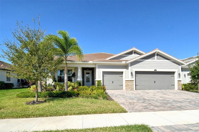 8668 Sundance Loop, SARASOTA