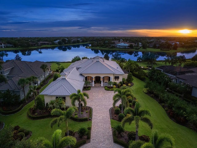 16336 Daysailor Trail, LAKEWOOD RANCH