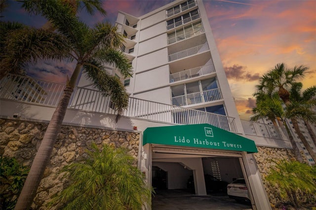 1770 Benjamin Franklin Drive 203, SARASOTA