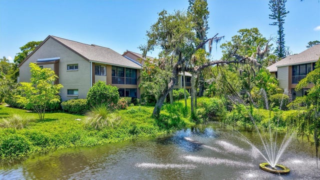 1637 Brookhouse Court 244, SARASOTA