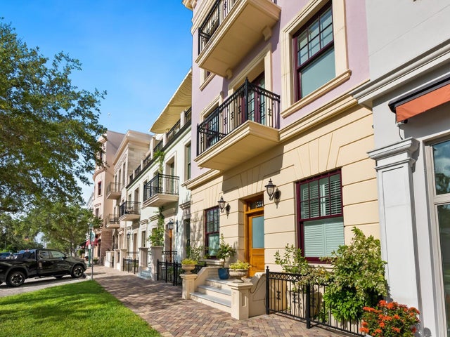 555 North Orange Avenue 306, SARASOTA