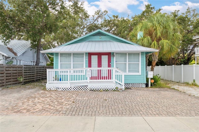 1950 Adams Lane, SARASOTA