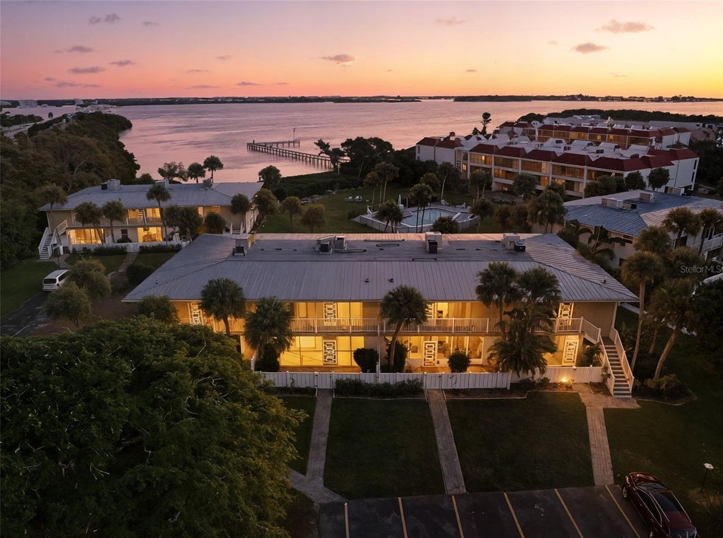 725 Manatee Avenue 725, HOLMES BEACH