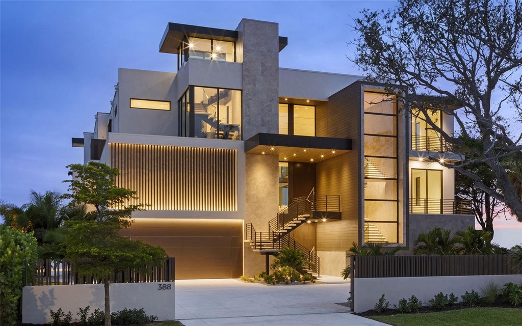 388 South Shore Drive, SARASOTA