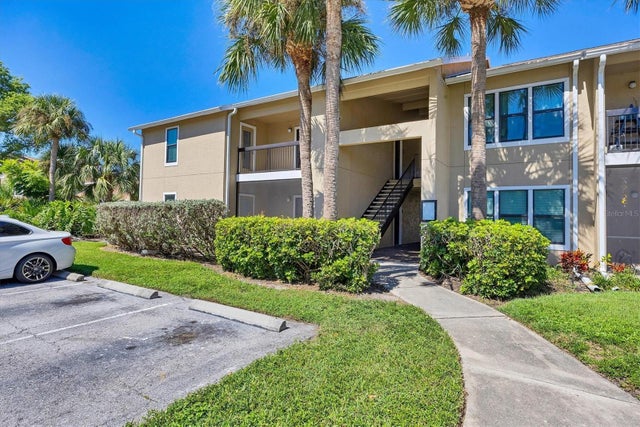 4008 Crockers Lake Boulevard 11, SARASOTA