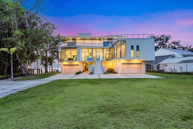 4035 Bay Shore Road, SARASOTA