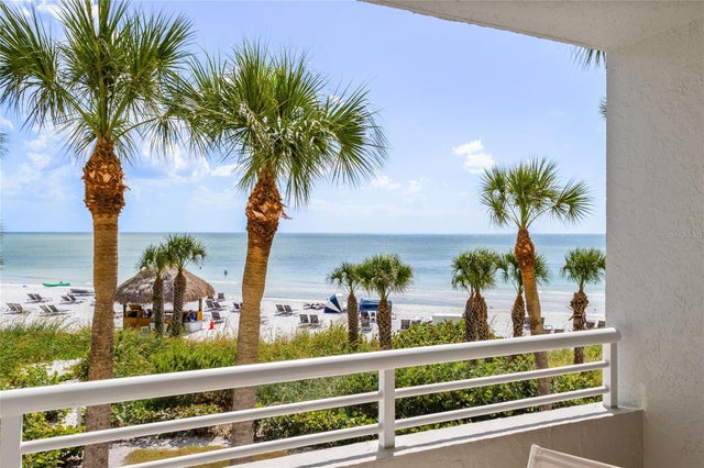230 Sands Point Road 3205, LONGBOAT KEY