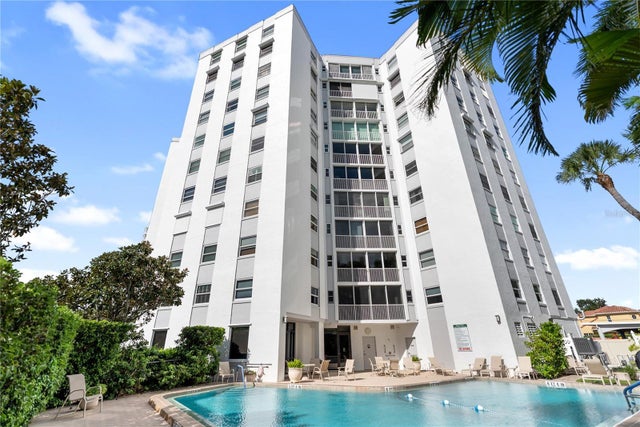 435 South Gulfstream Avenue 403, SARASOTA