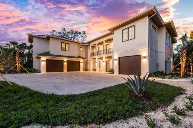 24 North Polk Drive, SARASOTA