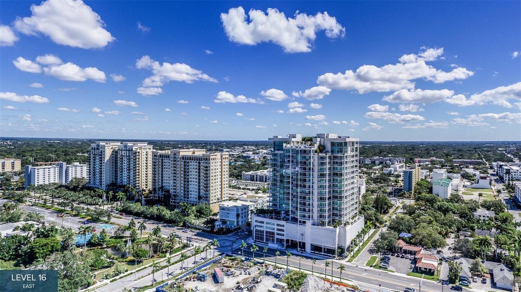 555 Quay Common 1702, SARASOTA