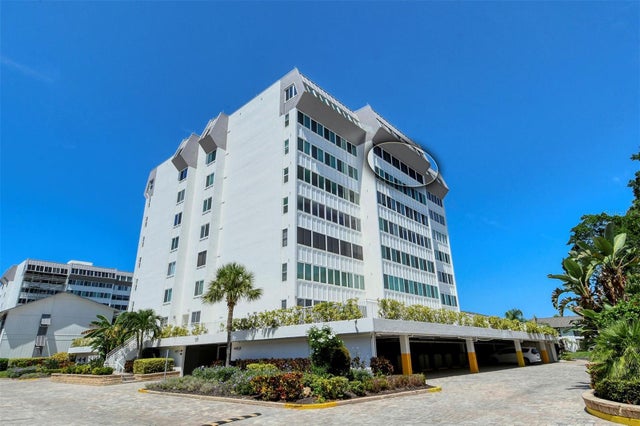 1125 West Peppertree Drive 706, SARASOTA