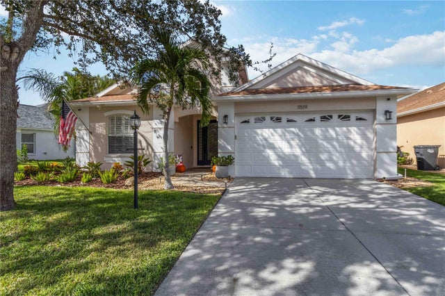 11519 Sweetflag Drive, LAKEWOOD RANCH