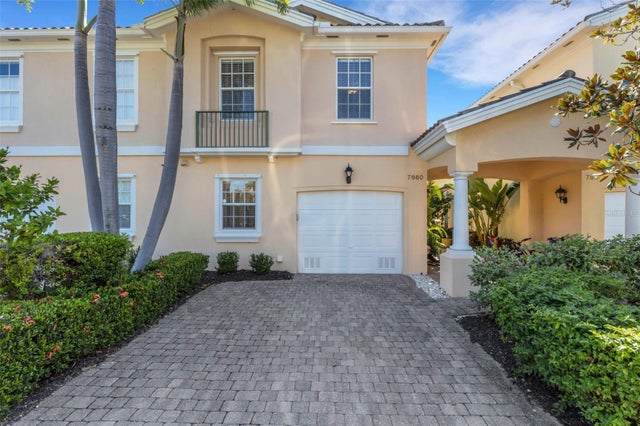 7860 Bergamo Avenue, SARASOTA