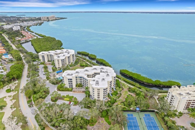 2110 Harbourside Drive 526, LONGBOAT KEY
