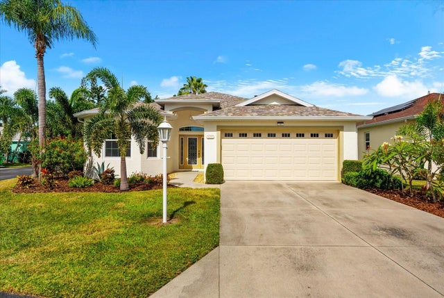 4497 Edinbridge Circle 19, SARASOTA