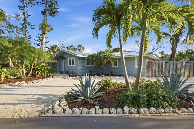 624 Saint Judes Drive, LONGBOAT KEY