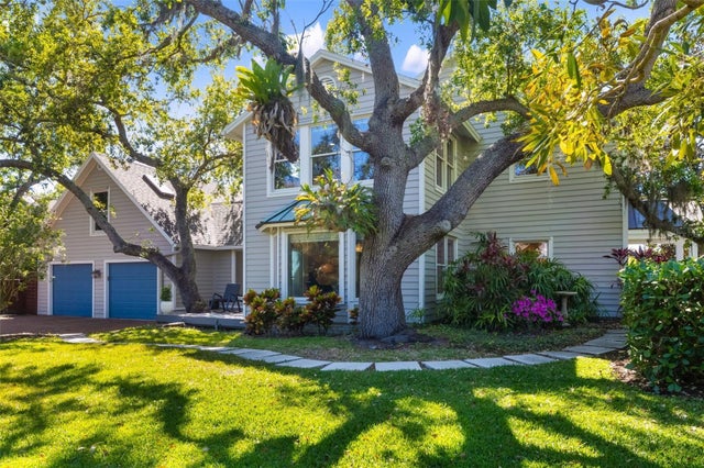 1434 Ladue Lane, SARASOTA