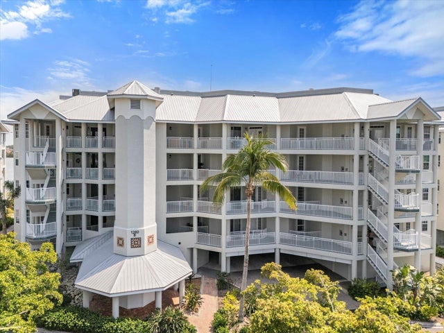 1260 Dolphin Bay Way 404, SARASOTA