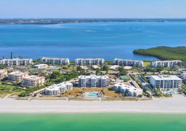 4825 Gulf Of Mexico Drive 202, LONGBOAT KEY