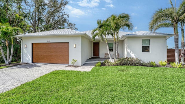 6136 Hollywood Boulevard, SARASOTA