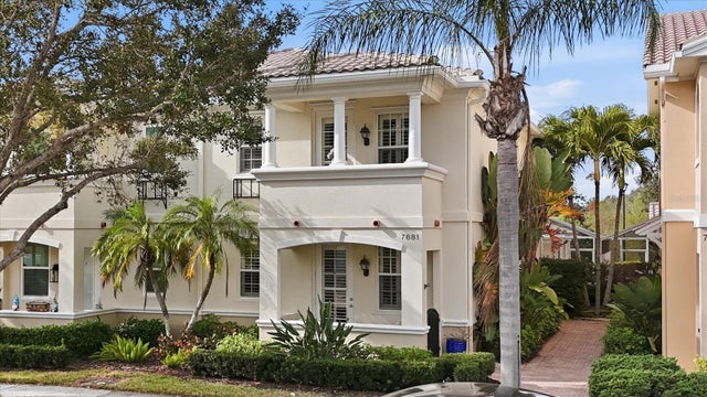7681 Bergamo Avenue, SARASOTA