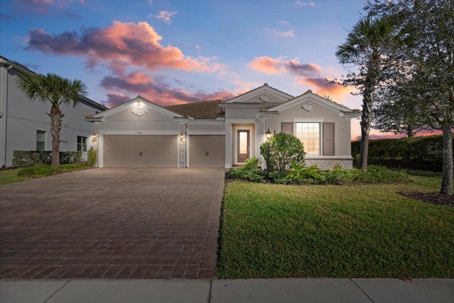 12423 Blue Hill Trail, LAKEWOOD RANCH