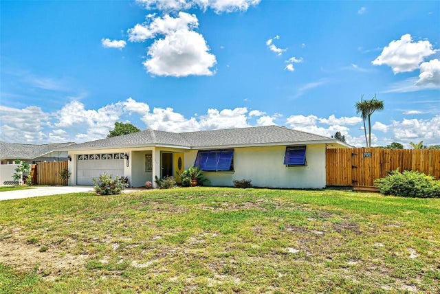 4731 Egret Road, VENICE