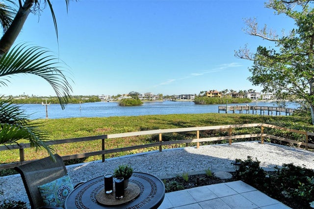 6047 East Peppertree Way 224, SARASOTA