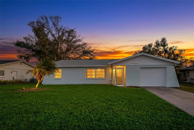 426 Pineview Drive, VENICE