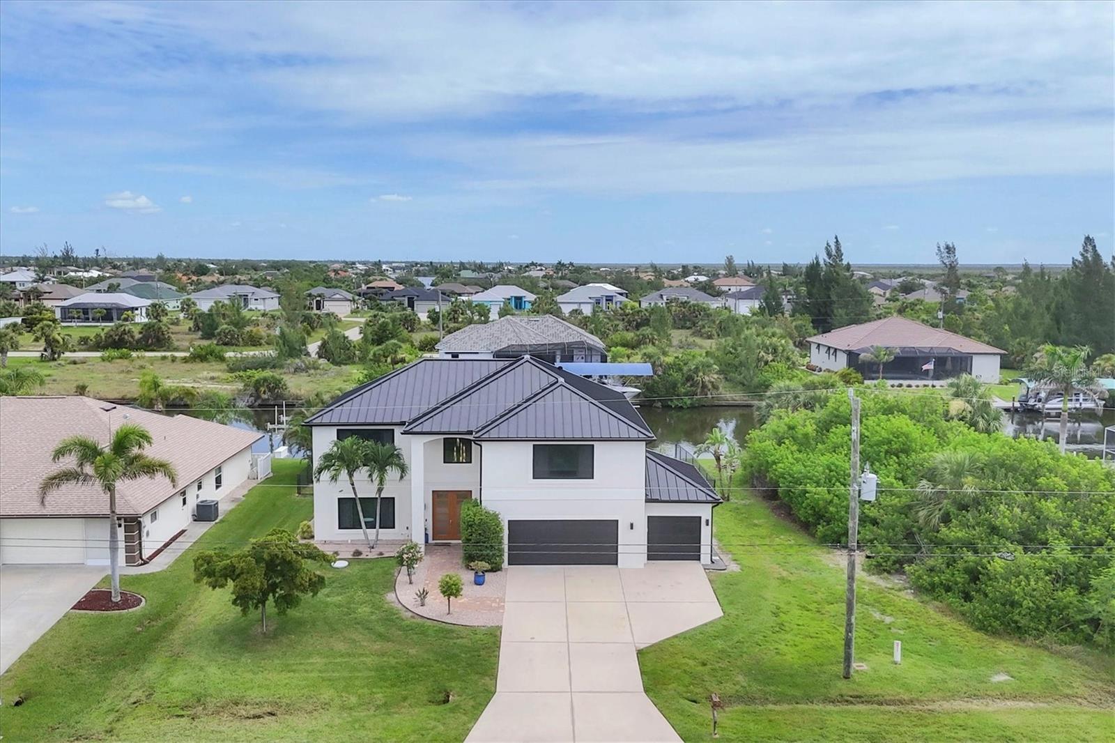 Photo of Listing #C7512001