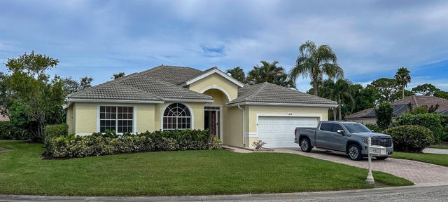 4146 Hearthstone Drive, SARASOTA