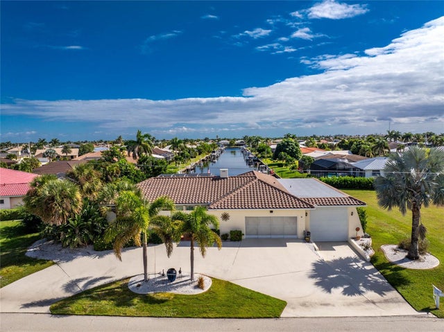 740 Via Esplanade, PUNTA GORDA