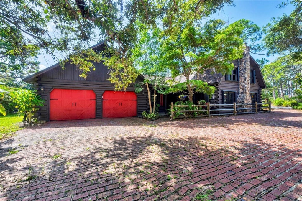 Listing photo for 1550 Bayshore Drive, ENGLEWOOD, FL