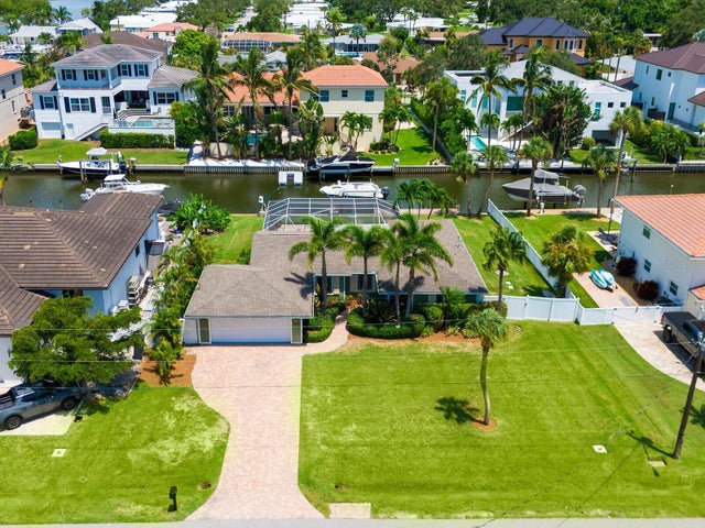 1613 Shelburne Lane, SARASOTA