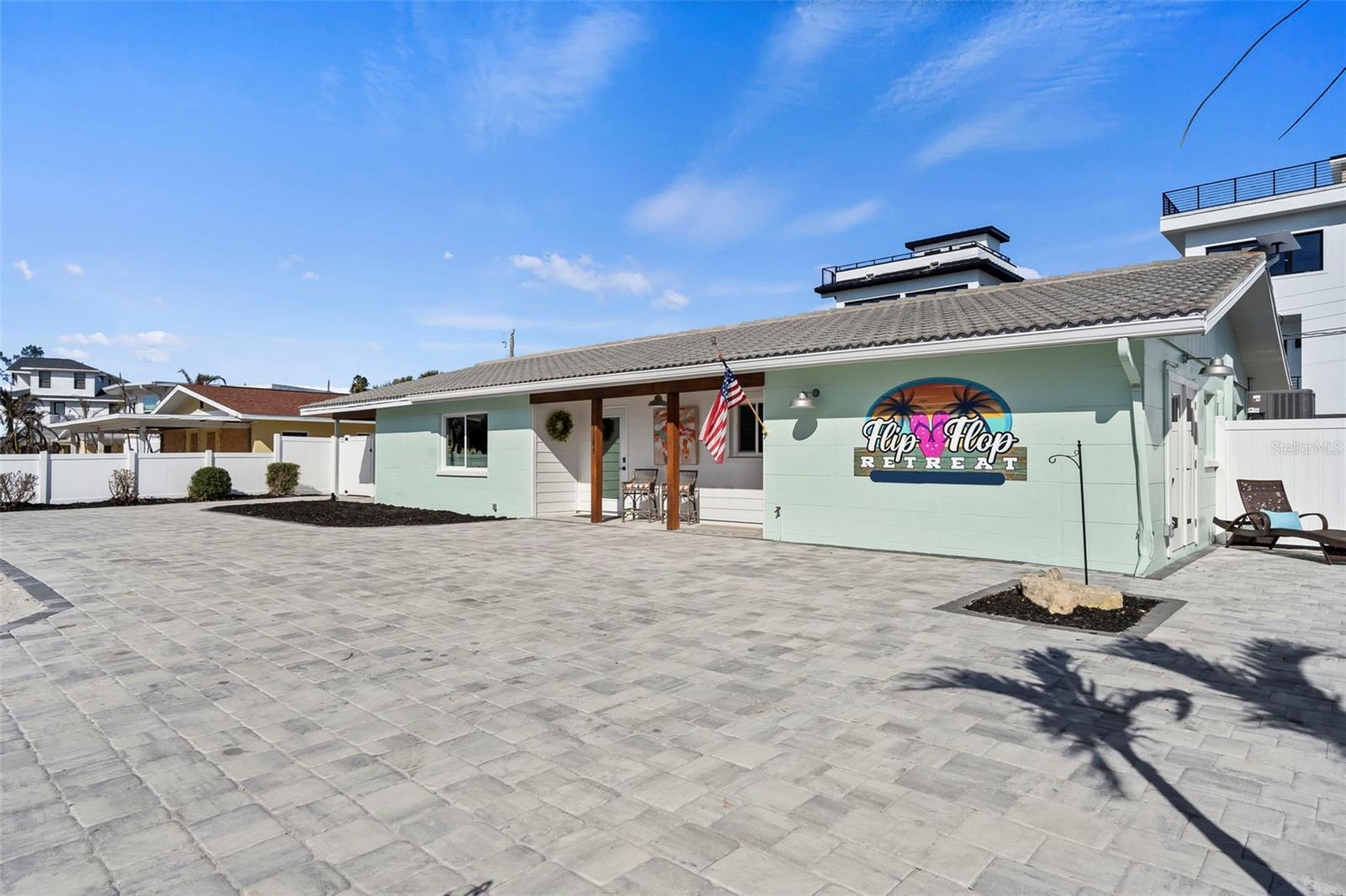 Photo of Listing #D6143352