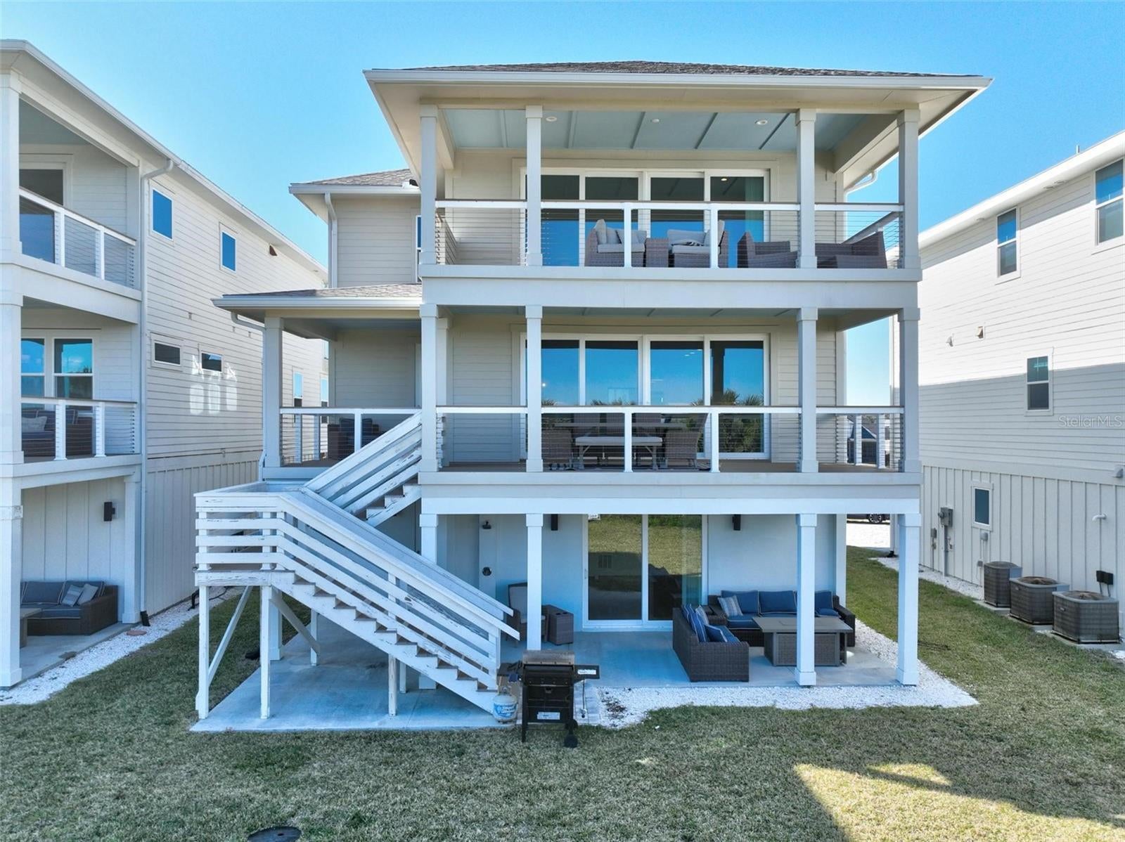 Photo of Listing #FC306492