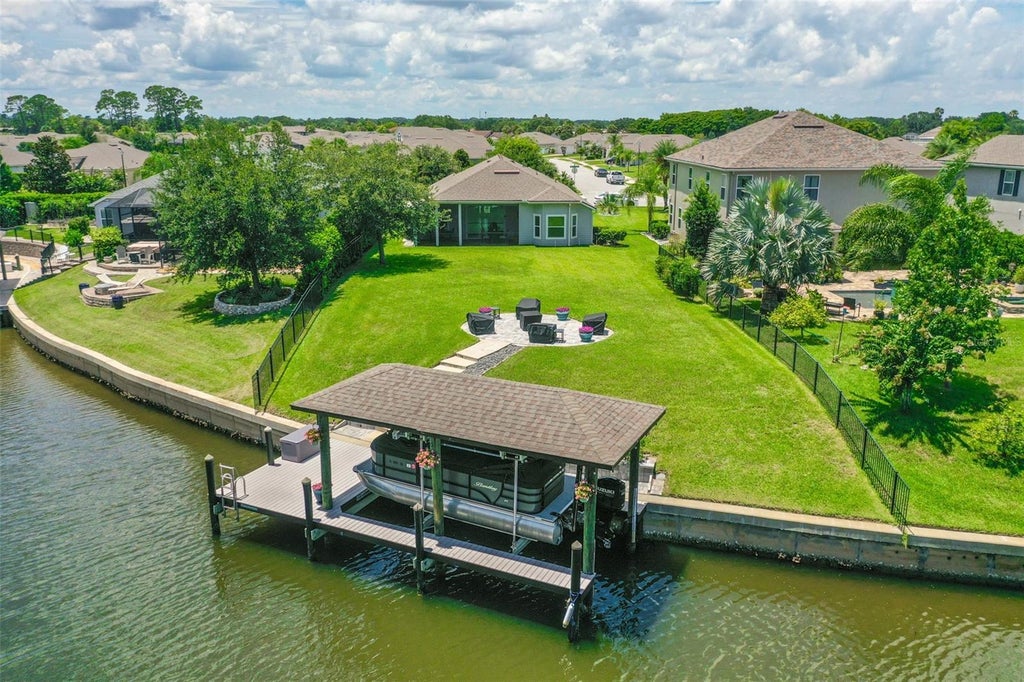38 Country Club Harbor Circle, PALM COAST