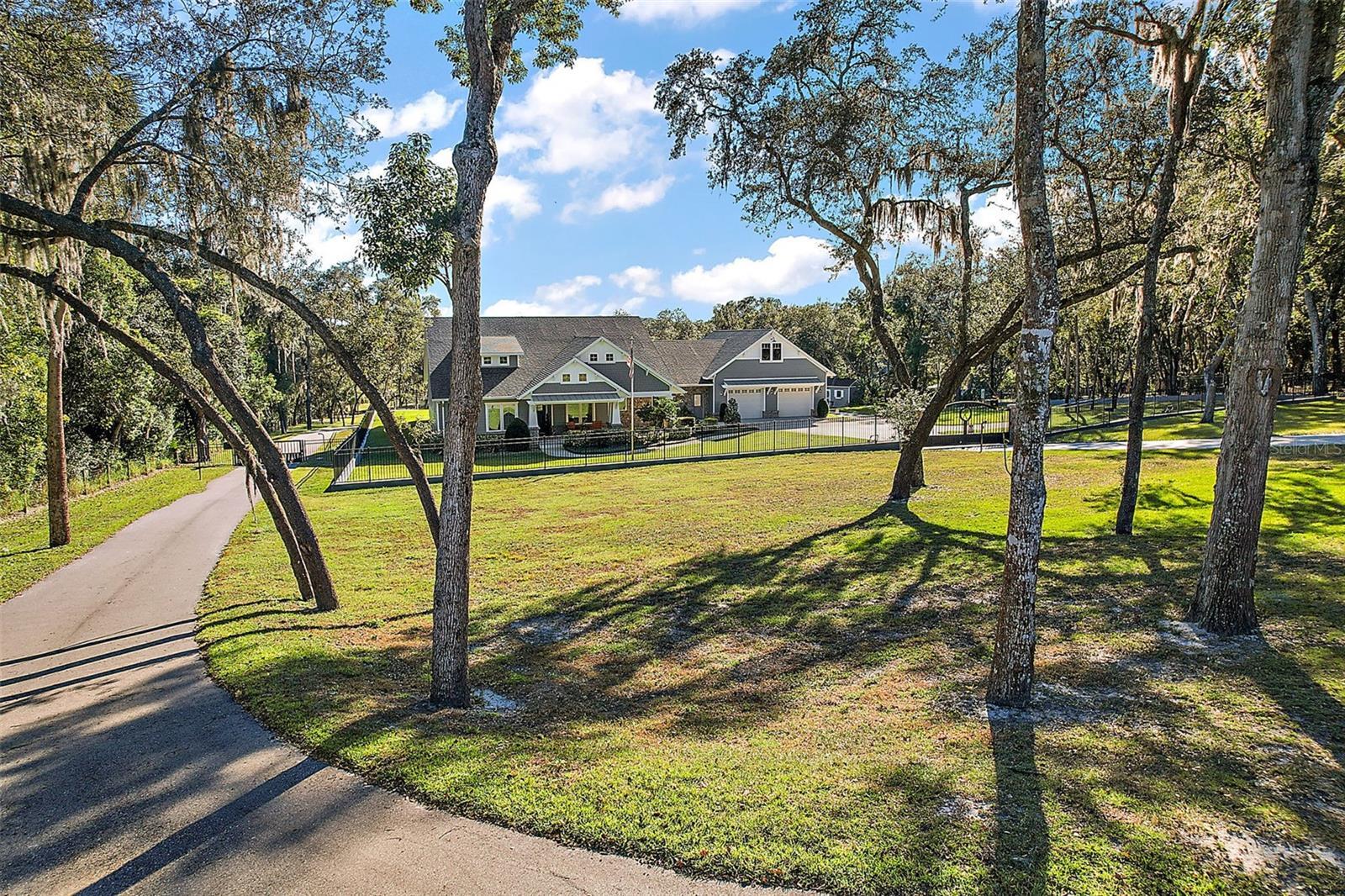 2600 Robie Avenue, MOUNT DORA, FL 32757 G5076138 NV Realty Group