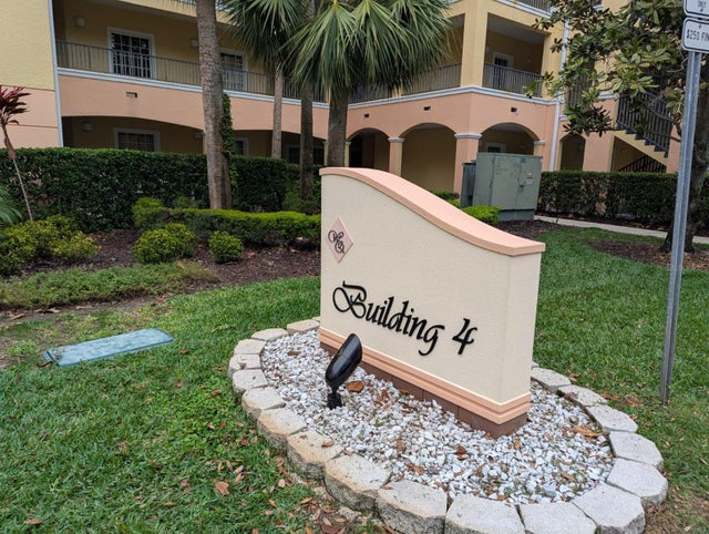 8801 Worldquest Boulevard 4203, ORLANDO