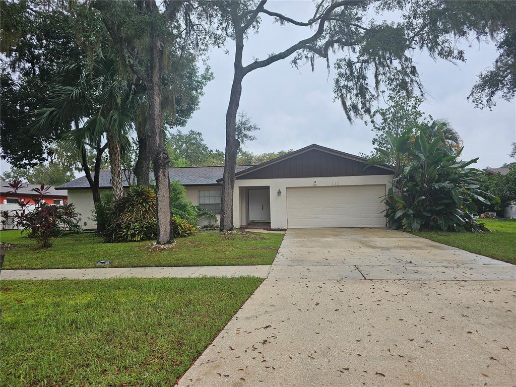 112 Rock Lake Road, LONGWOOD