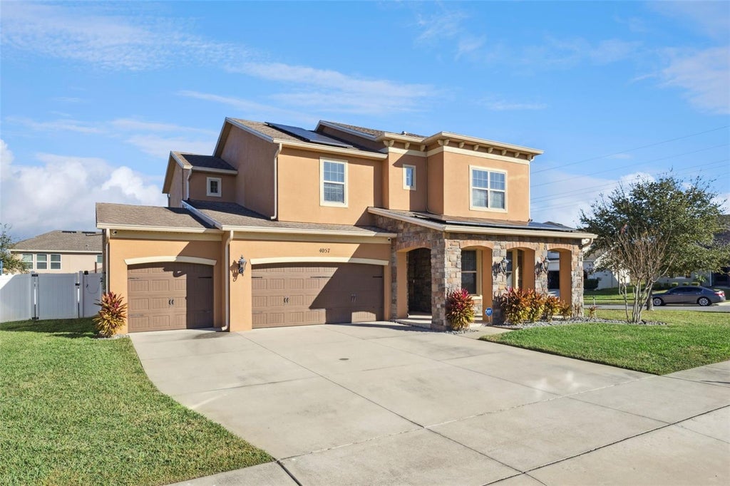 4057 Silk Oak Lane, MINNEOLA