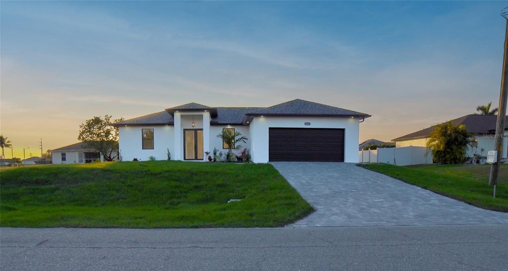 2424 Ne 24th Avenue, CAPE CORAL