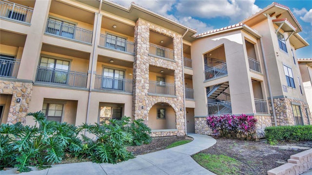 904 Charo Parkway 517, DAVENPORT